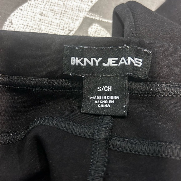 🖤”DKNY Jeans” Women’s Black Pullon Leggings w/ Front & Back Pockets Size S - Picture 10 of 12